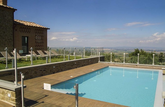 Villa de luxe avec piscine privée à débordement, de bien-être exclusif, Cortona 0. 25 Miles
