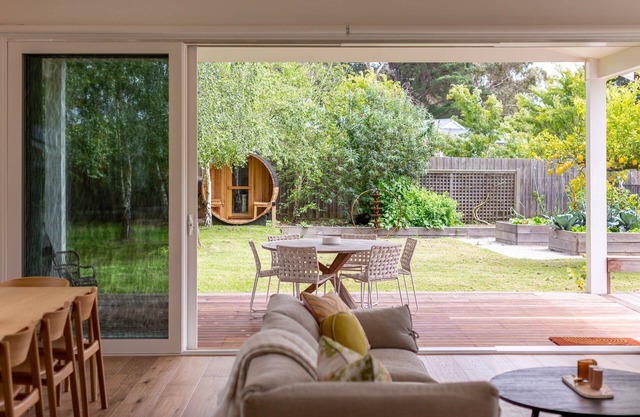 Balnarring Botanical Cottage (Heated Pool)