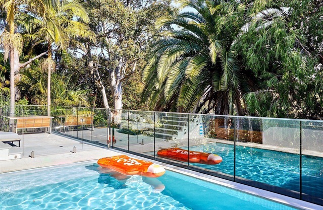 Luxico Coogee Spritz