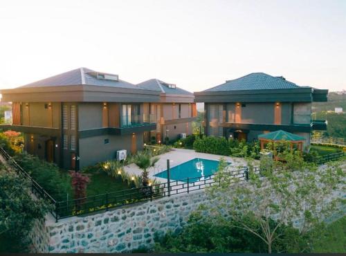 Luxury Villas