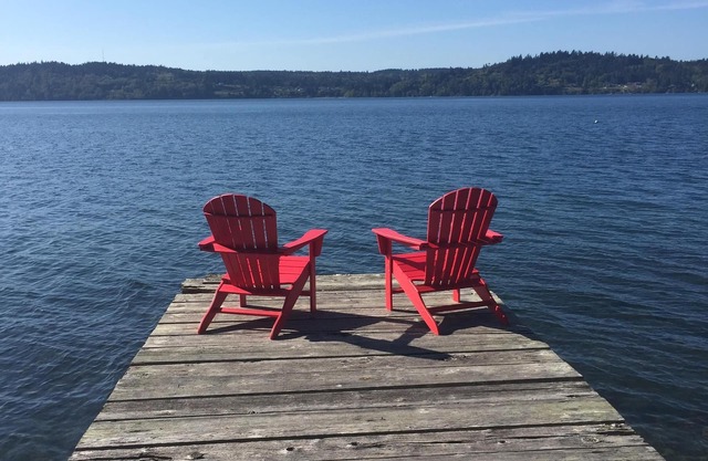 Luxury Waterfront Vacation Hideaway: familial, baleines, observation des oiseaux, et plus encore!