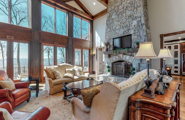 Magnifique maison de luxe à Blue Ridge Mountains en vedette sur Discovery Channel