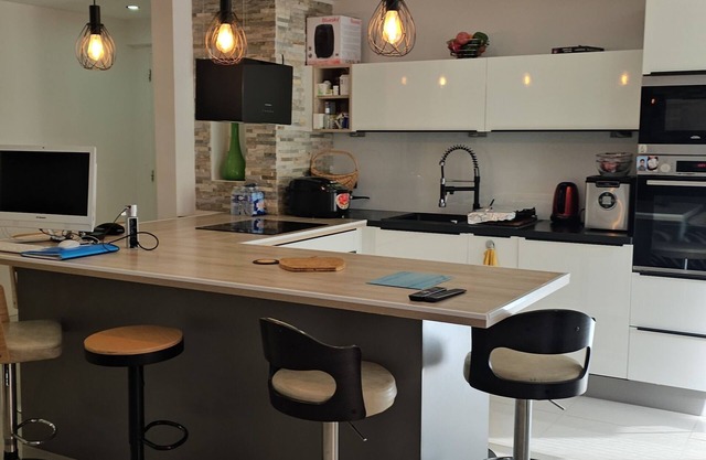 LYAUTEY APPARTEMENT NICE 2 PIECES, 50M2.
