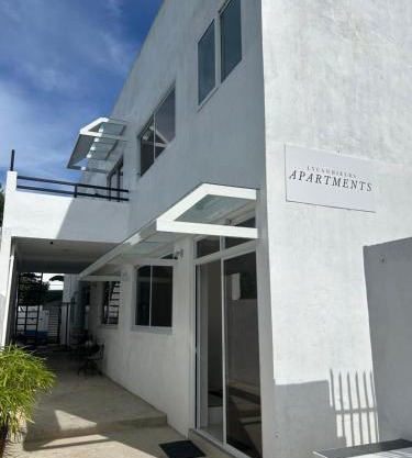 Lycanhikers Apartments