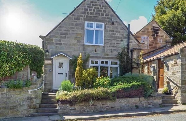 Lyndale Cottage, ROBIN HOOD’S BAY