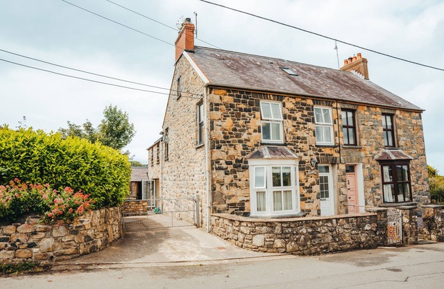 Lyndale, NEWPORT, PEMBROKESHIRE