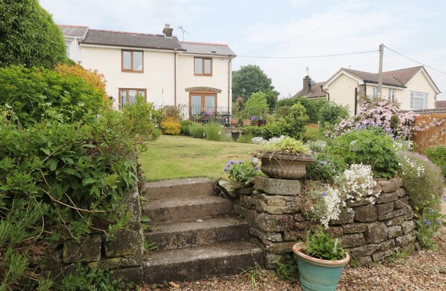 Lynton House, DRYBROOK