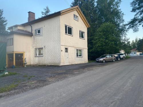 Mäntyharju keskus, ylin kerros, koko ullakkohuoneisto