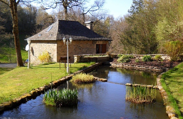 Le Moulin de Marc, un gîte de caractère situé au cœur d'une charmante campagne.
