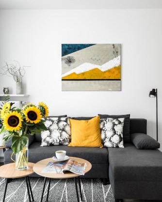 M&R Apartament Airport&Business Premium Komputerowa - underground garage - free WiFi - Netflix - self check-in - 5 min from Chopin Airport