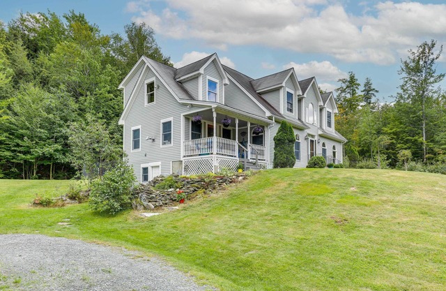 Meriden Village of Plainfield Home w/ Backyard
