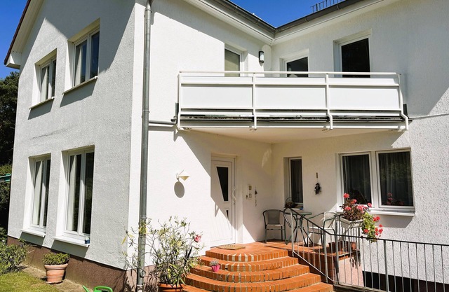 M9 Holiday apartment with balcony on the edge of the forest in Ostseeland - 4-room apartment, wood-burning stove, balcony (max. 6 persons)