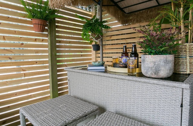 Mabuhay - a coastal that sleeps 4 guests in 2 bedrooms