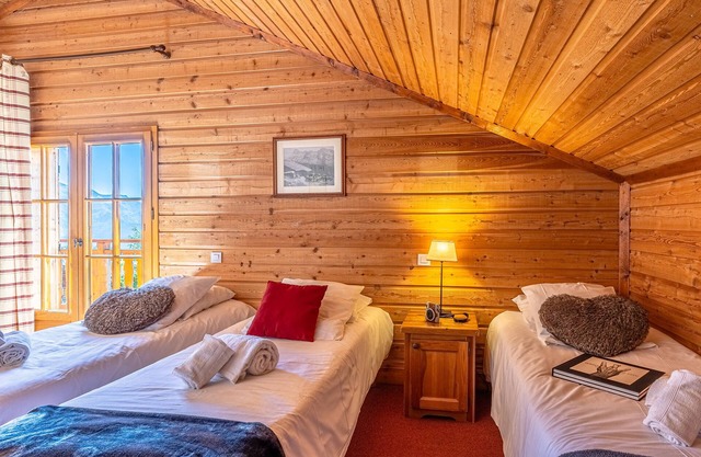 Madame Vacances Les Chalets de l'Altiport