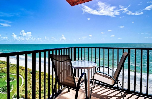 Madeira Towers 601 Beach front with spectacular views 533
