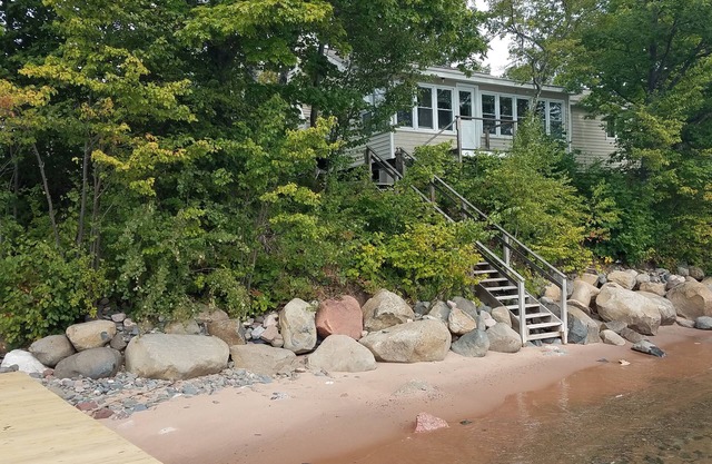 Chalet Madeline Island sur la rive du lac Supérieur - BAYSIDE