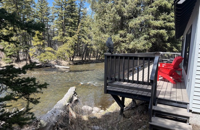 Cabane de pêche de la rivière Madison