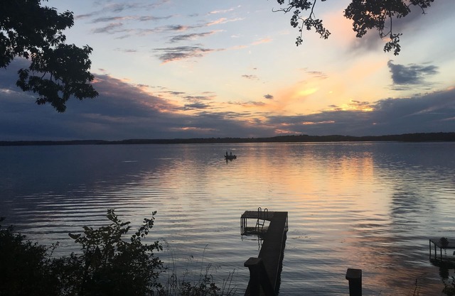 Madison & ~ UW ~ -Madison Area Lakefront Home