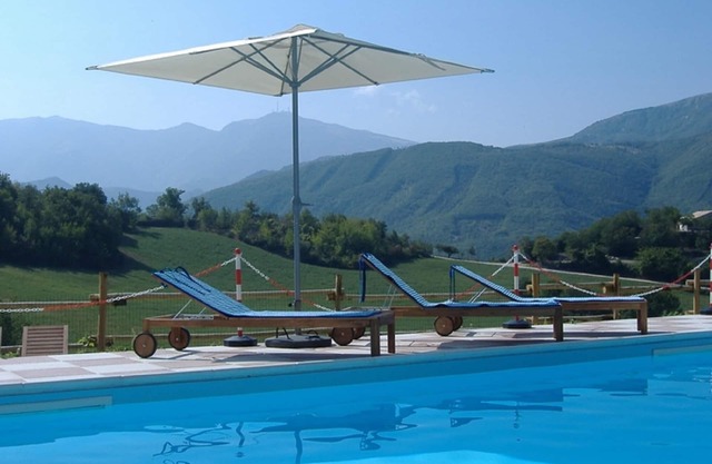 Appartement Maestrale, Appartement 2 Pièces Confortable au Premier Étage avec vue sur le Montefeltro