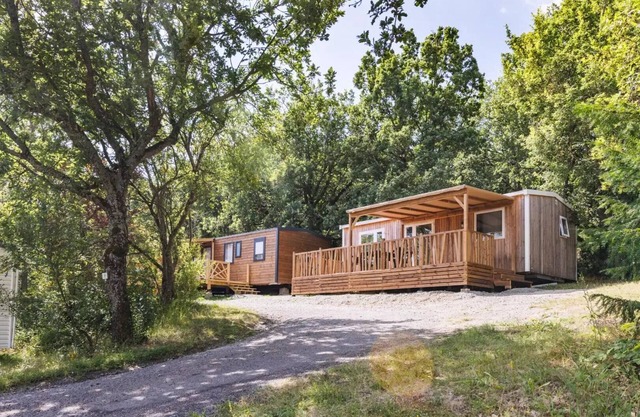 Maeva Respire campsite in La Croze * - Mobil-Home Happy 3 Rooms 4 People + TV