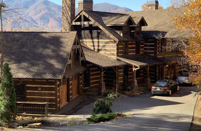 Dates de chutes disponibles! Executive Mountain Home