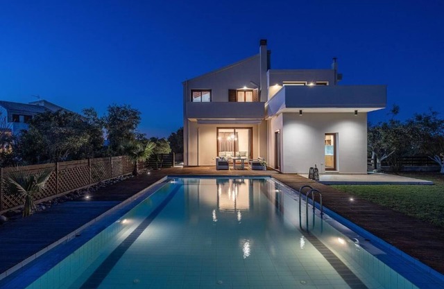 Magia Luxury Villa with Ecological Pool