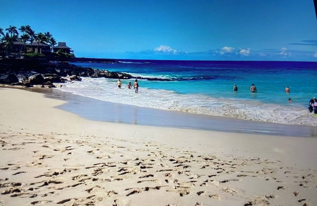 Magic Sands Beach Cozy studio WiFi wonderful Kailua-Kona 3 minute walk to Beach