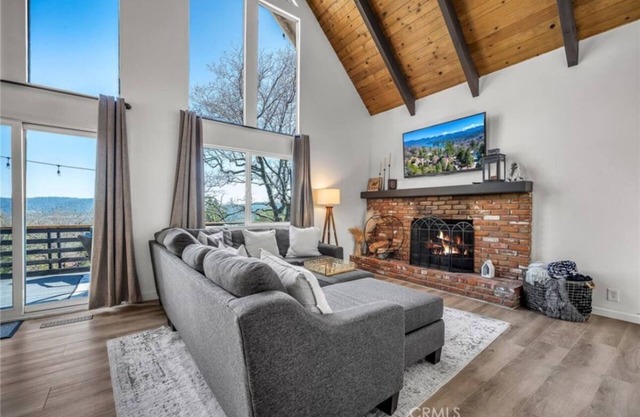 Magical Cabin in Lake Arrowhead
