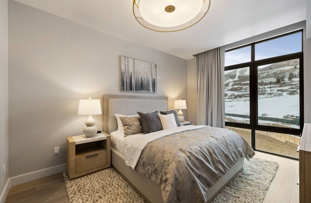 Magnificent Deer Valley Getaway - Luxury Condo for 8 Guests | New Lifts Now Open