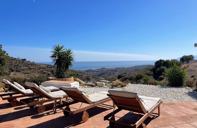 Magnifique Finca avec piscine. Vue mer panoramique