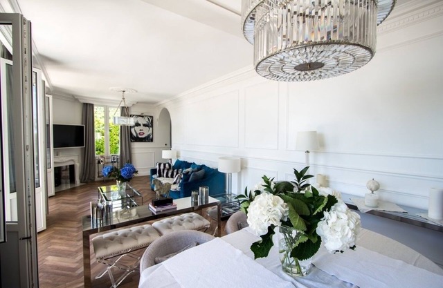 Magnificent Manor House, Breathtaking Sea & Mountain views. 12 min from Monaco.