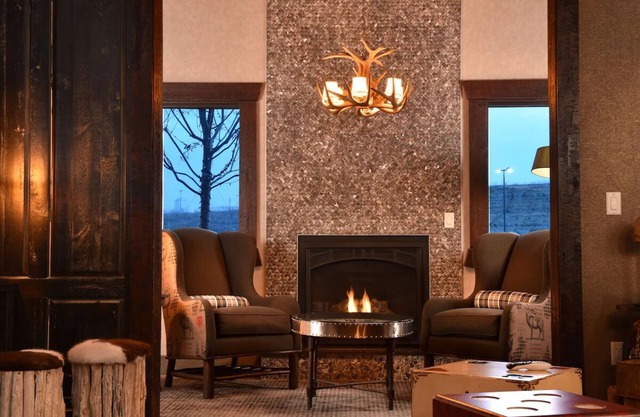Magnificent Memories: Unique Lodge-style Stay in Tulsa | 3 Units