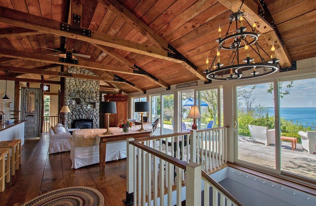 Extraordinaire Oceanfront Cottage, vue sur la maison lumineuse, 2 suites de maître en bord de mer
