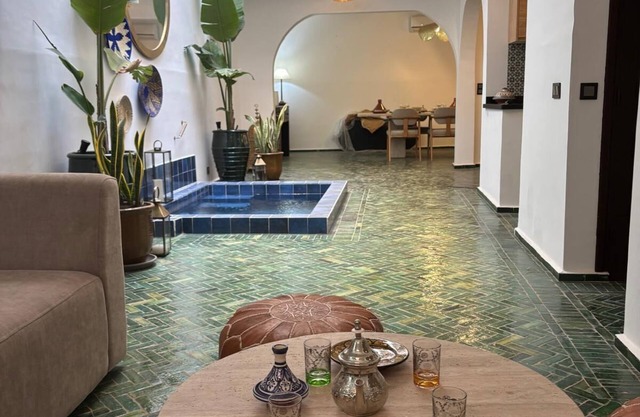 Magnifique Riad Kechmya 5 suites bassin Rooftop Proche Jemaa El Fna Majorelle