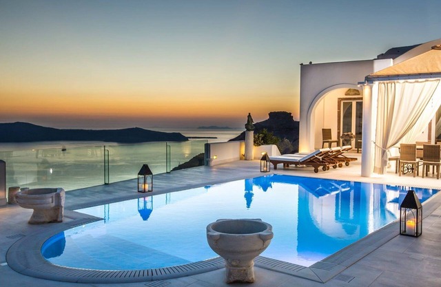 Magnificent Santorini Villa | 3 Bedrooms | Villa Bacchus | Private heated pool & Alfresco Pergola Dining Area | Firostefani
