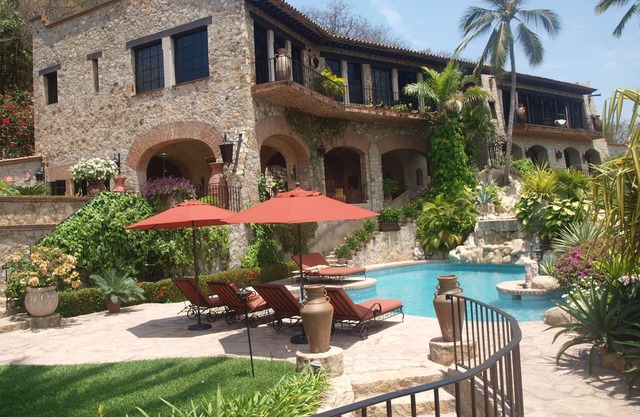Magnifique Villa, à 7 min de la plage. Accès par l'hôtel Villa Vera. Sécurité 24/7.