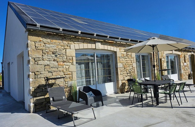 Magnifique maison de vacances en Pierre neuve - Proche de la mer et Campagne