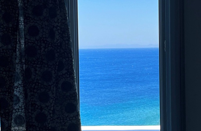Magnifique villa avec accès à la mer en bas de la maison