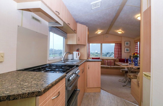 MAGNUM, pet friendly, with a garden in Penygroes
