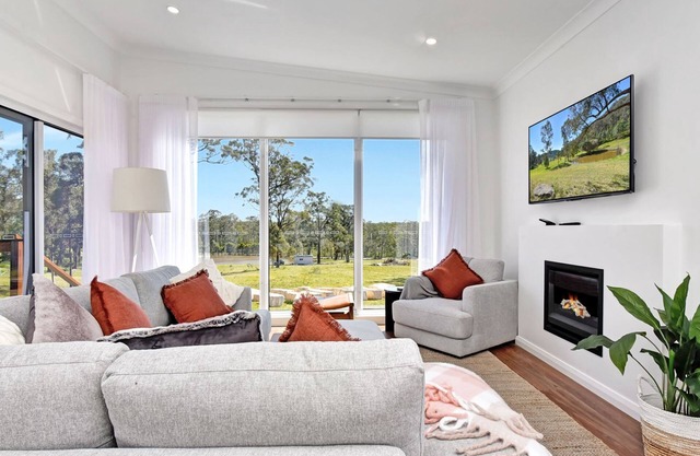 Magpie Two - Two for Joy Estate. 3 bedroom sleeping 6