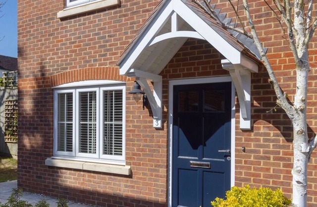 Maidenhead - 4 bedroom house - garden and parking