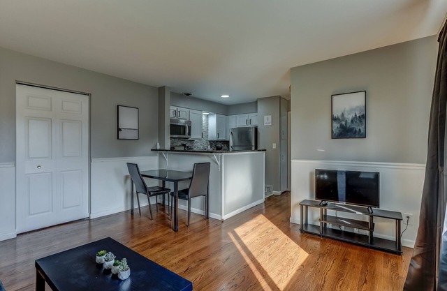 Main Street Luxury One Bedroom Apartment chambre Centre-ville Royal Oak