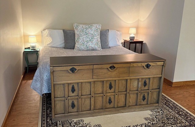 Maine's Best Kept Secret, Studio Apartment