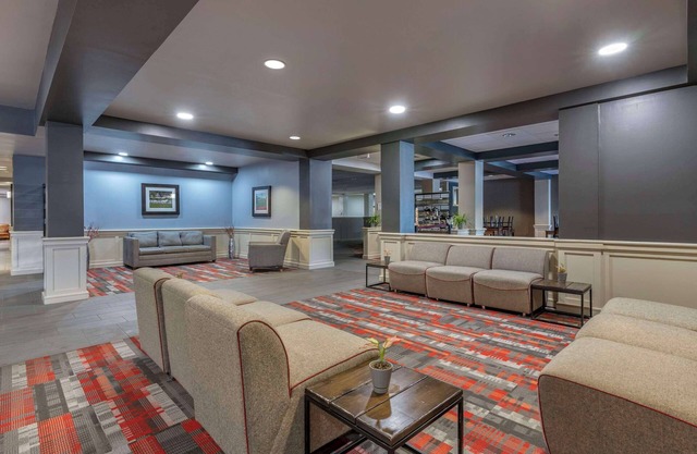 MainStay Suites Lexington I-75