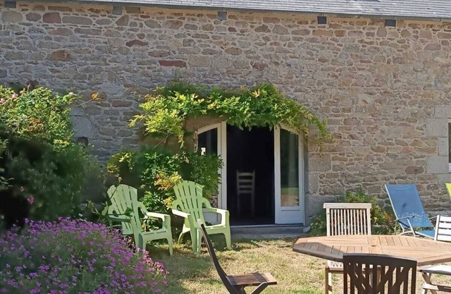 Maison Dans Propriété Arborée, à 800m de la Plage