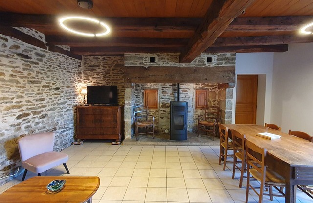 Maison ancienne rénovée en 2023