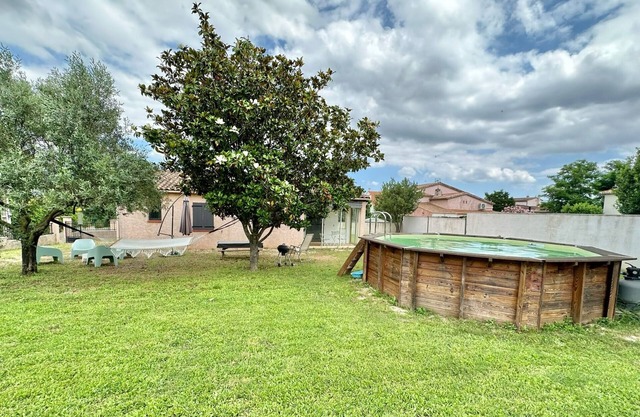 Maison de plain pied avec piscine