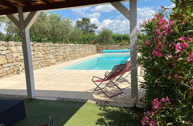 Maison Cosy au calme piscine privée, Sud Ardèche, Vue exceptionnelle