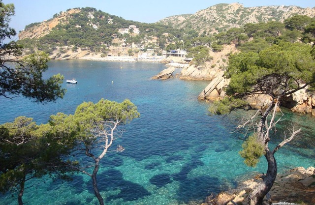 Maison de calanques vue mer