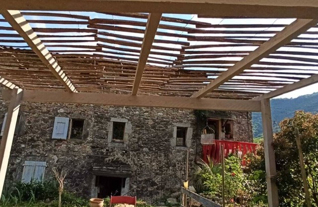 Maison de caractère au coeur d'un village cévenol